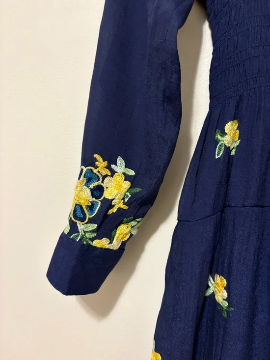 Fig and flower by Anthropologie Navy Maxi Dress with Floral Embroidery Size M - Picture 4 of 16